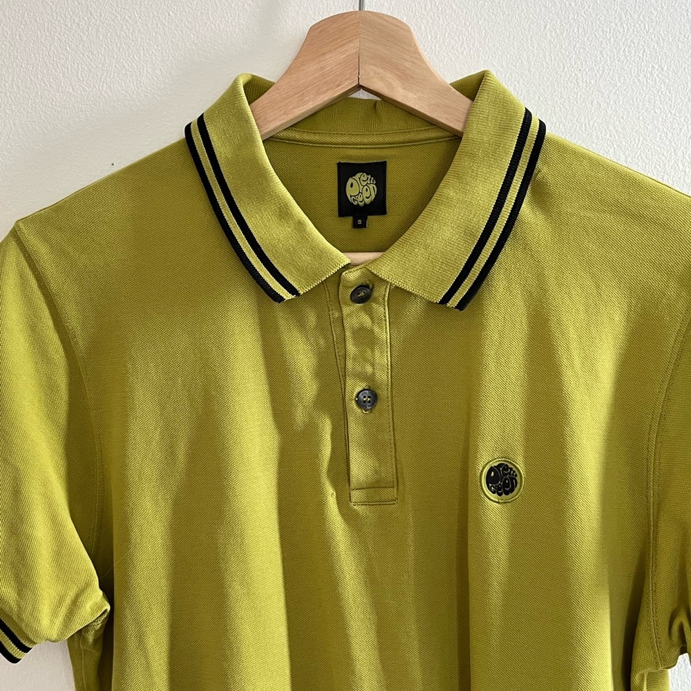 COPY - Pretty green polo size s lime green